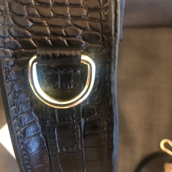 SCUI STUDIOS Croc Embossed Leather Crossbody Bag - Picture 5 of 7